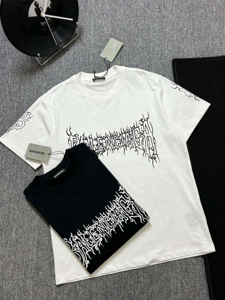 2025年8月8日入荷新作BALENCIAGA半袖 tシャツ...