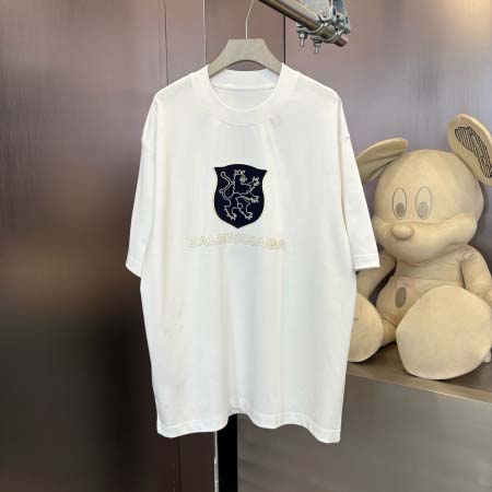 2025年8月8日入荷新作BALENCIAGA半袖 tシャツ...