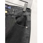 2025年8月8日入荷新作 LOUIS VUITTONジーパン高品質人気商品/DW工場30-36