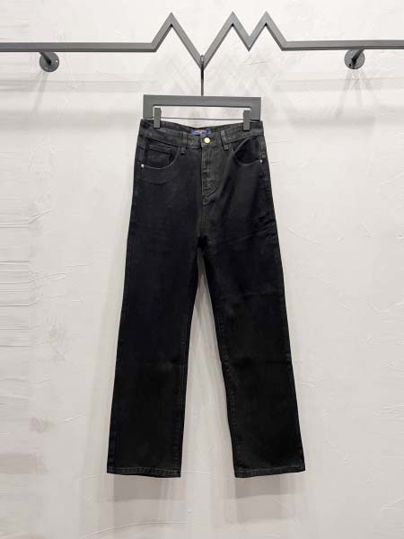 2025年8月8日入荷新作 LOUIS VUITTONジーパ...