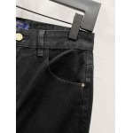 2025年8月8日入荷新作 LOUIS VUITTONジーパン高品質人気商品/DW工場30-36