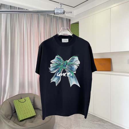 2025年8月8日入荷新作GUCCI半袖 tシャツ高品質人気...