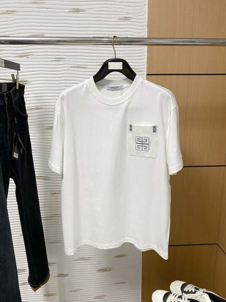 2025年8月12日入荷新作Givenchy半袖 tシャツ人...
