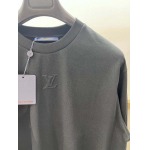 2025年8月12日入荷新作Louis Vuitton半袖 tシャツ人気商品/DW工場