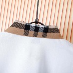 2025年8月13日入荷新作BURBERRY半袖 tシャツ人気商品/DW工場