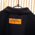 2025年8月13日入荷新作Louis Vuitton半袖 tシャツ人気商品/DW工場