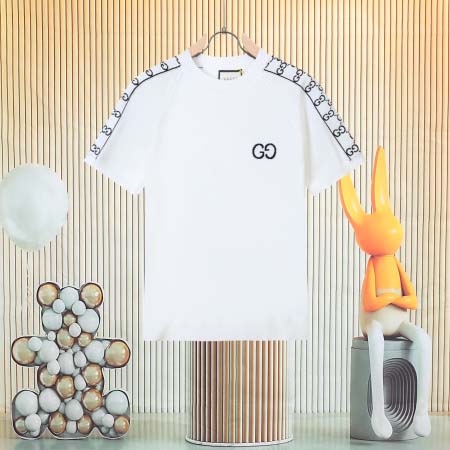 2025年8月13日入荷新作GUCCI半袖 tシャツ人気商品...