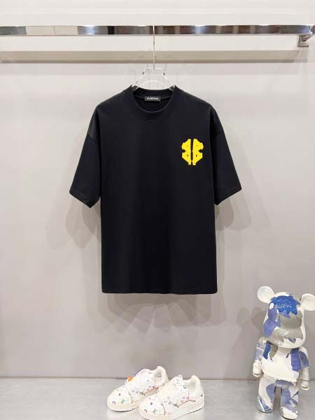 2025年8月13日入荷新作Balenciaga半袖 tシャ...