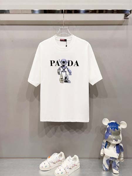 2025年8月13日入荷新作Prada半袖 tシャツ人気商品...