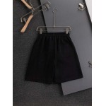 2025年8月14日入荷新作Prada半ズボン人気商品/DW工場