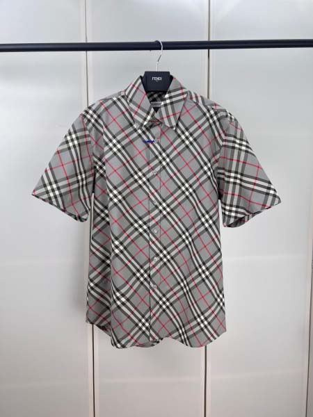 2025年8月14日入荷新作Burberry半袖 tシャツ人...