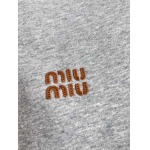 2025年8月14日入荷新作Miumiuジャケット人気商品/DW工場