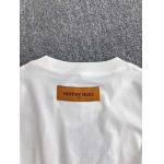 2025年8月14日入荷新作Louis Vuitton半袖 tシャツ人気商品/DW工場