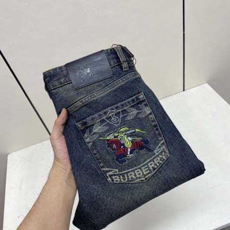 2025年8月15日入荷新作Burberryジーパン人気商品...