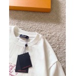 2025年8月15日入荷新作Louis vuitton半袖 tシャツ人気商品/DW工場