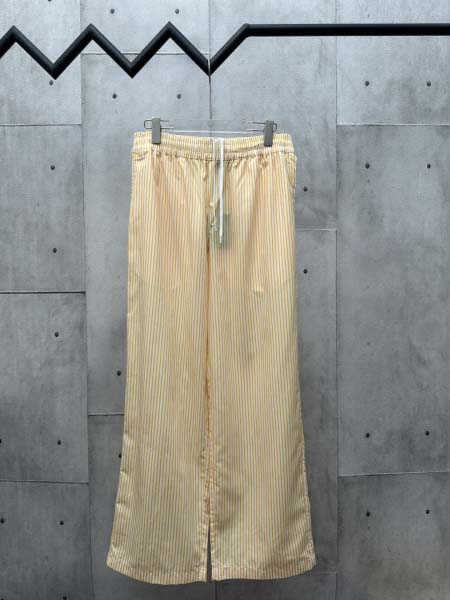 2025年8月15日入荷新作Pradaスラックス人気商品/D...