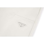 2025年8月15日入荷新作Prada半ズボン人気商品/DW工場