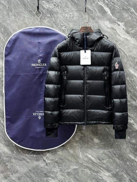 2025年8月20日入荷新作Monclerダウンジャケット ...
