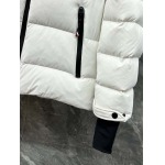 2025年8月20日入荷新作Monclerダウンジャケット 高级品超厳選★入手困難/誕生日プレゼント