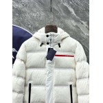 2025年8月20日入荷新作Pradaダウンジャケット 高级品超厳選★入手困難/誕生日プレゼント