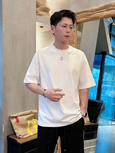 2025年8月20日入荷新作Louis Vuitton半袖 ...