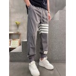 2025年8月20日入荷新作Thom Browneスウェットパンツ 高级品超厳選★入手困難/誕生日プレゼント