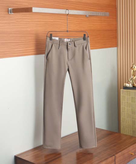 2025年8月21日入荷新作Pradaスラックス高品質人気商...