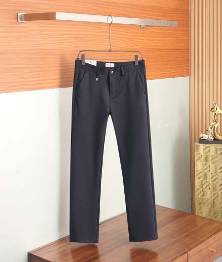 2025年8月21日入荷新作Pradaスラックス高品質人気商...