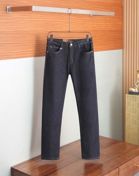 2025年8月21日入荷新作Loropiana  ジーパン高...