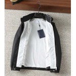 2025年8月21日入荷新作Pradaジャケット高品質人気商品/HC工場