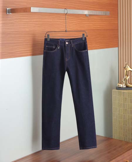 2025年8月22日入荷秋冬新作Louis vuittonジ...