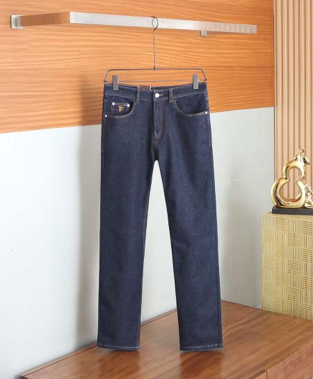 2025年8月22日入荷秋冬新作Tom Fordジーパン高品...