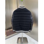 2025年8月23日入荷新作Moncler秋冬ダウンジャケット高品質人気商品/HC工場