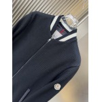 2025年8月23日入荷新作Moncler秋冬ダウンジャケット高品質人気商品/HC工場