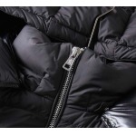2025年8月23日入荷新作Moncler秋冬ダウンジャケット高品質人気商品/HC工場