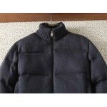 2025年8月23日入荷新作Moncler秋冬ダウンジャケット高品質人気商品/HC工場