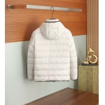 2025年8月23日入荷新作Moncler秋冬ダウンジャケット高品質人気商品/HC工場