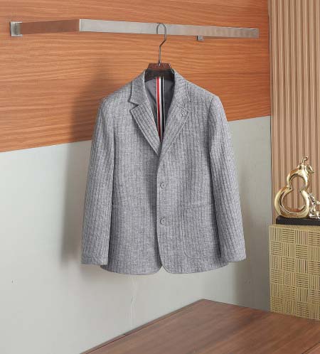 2025年8月23日入荷新作Thom Browne秋冬ジャケ...