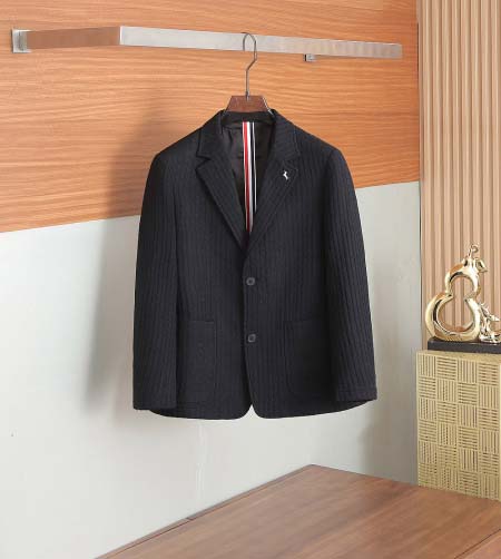 2025年8月23日入荷新作Thom Browne秋冬ジャケ...