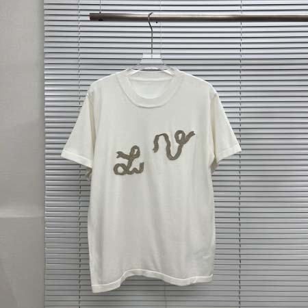 2025年8月23日秋冬入荷新作Louis Vuittonニ...