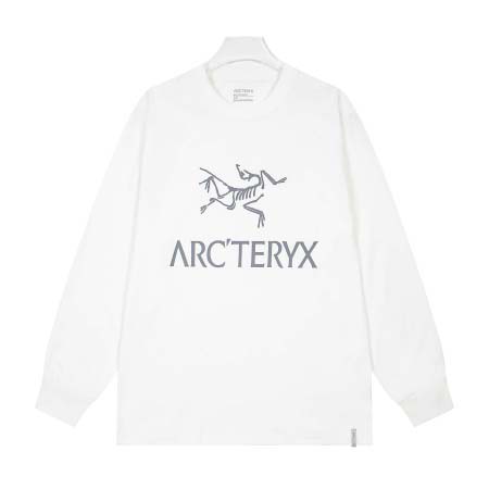 2025年8月24日秋冬入荷新作ARCTERYX長袖Tシャツ...