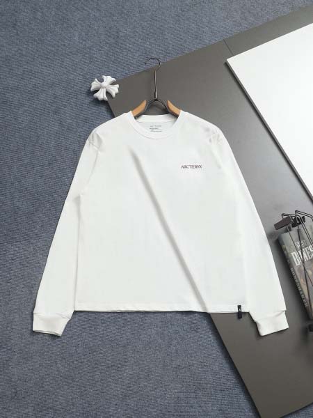 2025年8月24日秋冬入荷新作ARCTERYX長袖Tシャツ...