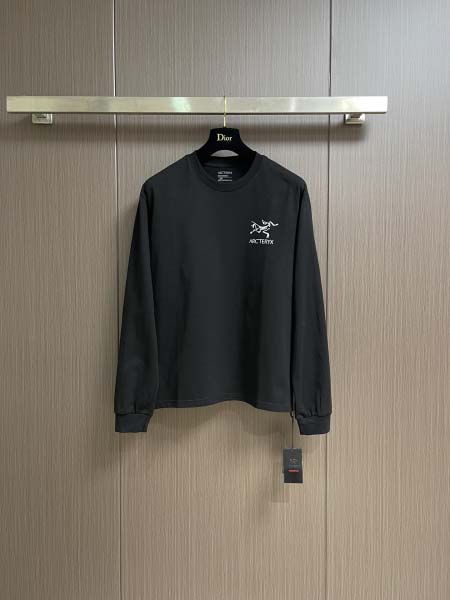 2025年8月24日秋冬入荷新作ARCTERYX長袖Tシャツ...