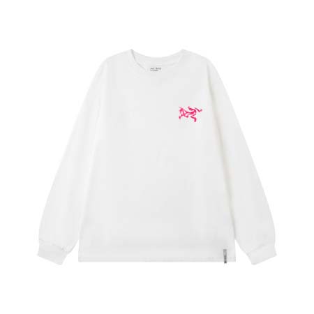 2025年8月24日秋冬入荷新作ARCTERYX長袖Tシャツ...