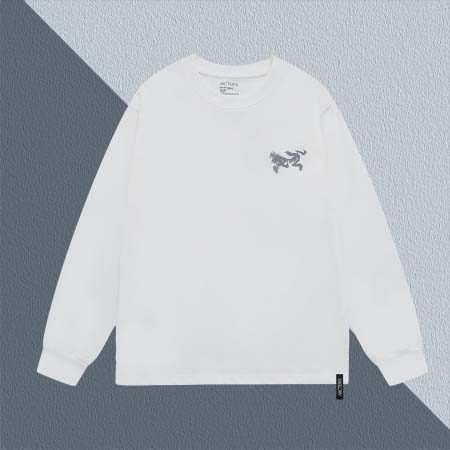 2025年8月24日秋冬入荷新作ARCTERYX長袖Tシャツ...