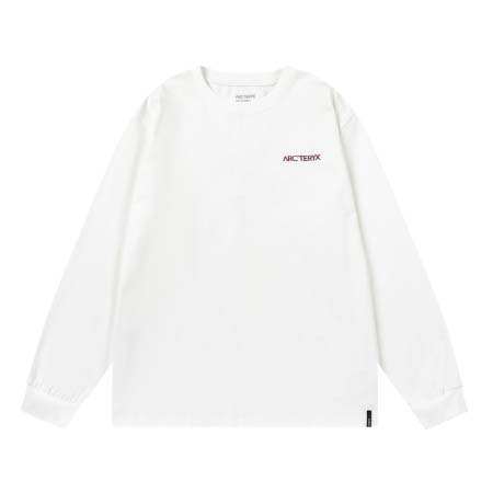 2025年8月24日秋冬入荷新作ARCTERYX長袖Tシャツ...