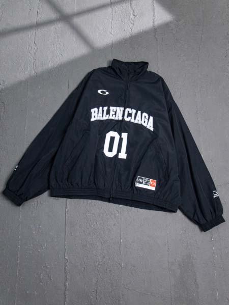2025年8月26日秋冬入荷新作Balenciagaジャケッ...