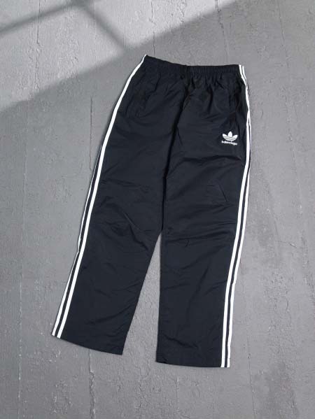 2025年8月26日秋冬入荷新作Balenciagaズボン高...