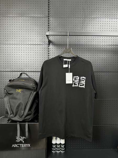 2025年8月28日秋冬入荷新作Givenchy半袖Tシャツ...