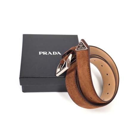 2025年8月29日入荷秋冬新作Pradaカーディガン原版復...